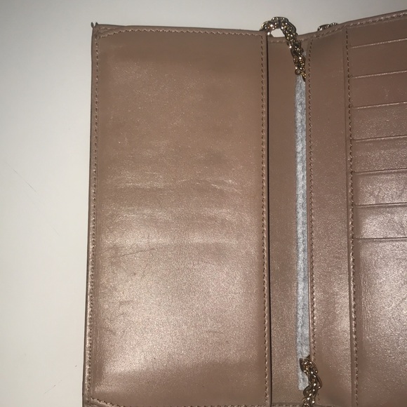 GUCCI BLUSH MONOGRAM WALLET WITH CHAIN - Picture 6 of 15